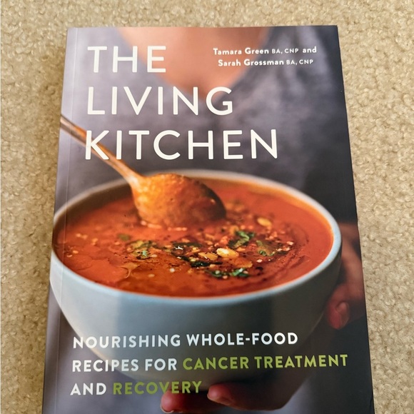 The Living Kitchen Cookbook - Nourishing Whole-Food Recipes - Picture 1 of 3